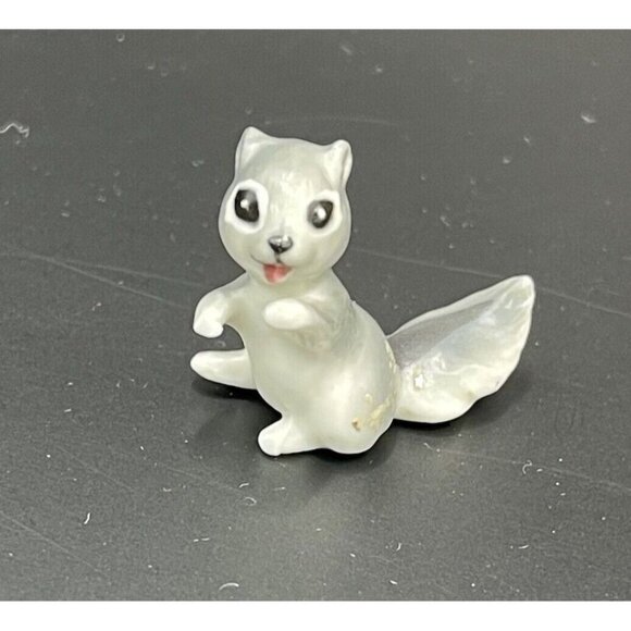 VTG Hagen Renaker Gray Squirrel Porcelain Miniature Figurine Retired - Picture 1 of 6